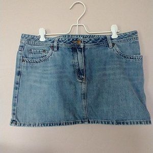 Well loved denim mini skirt